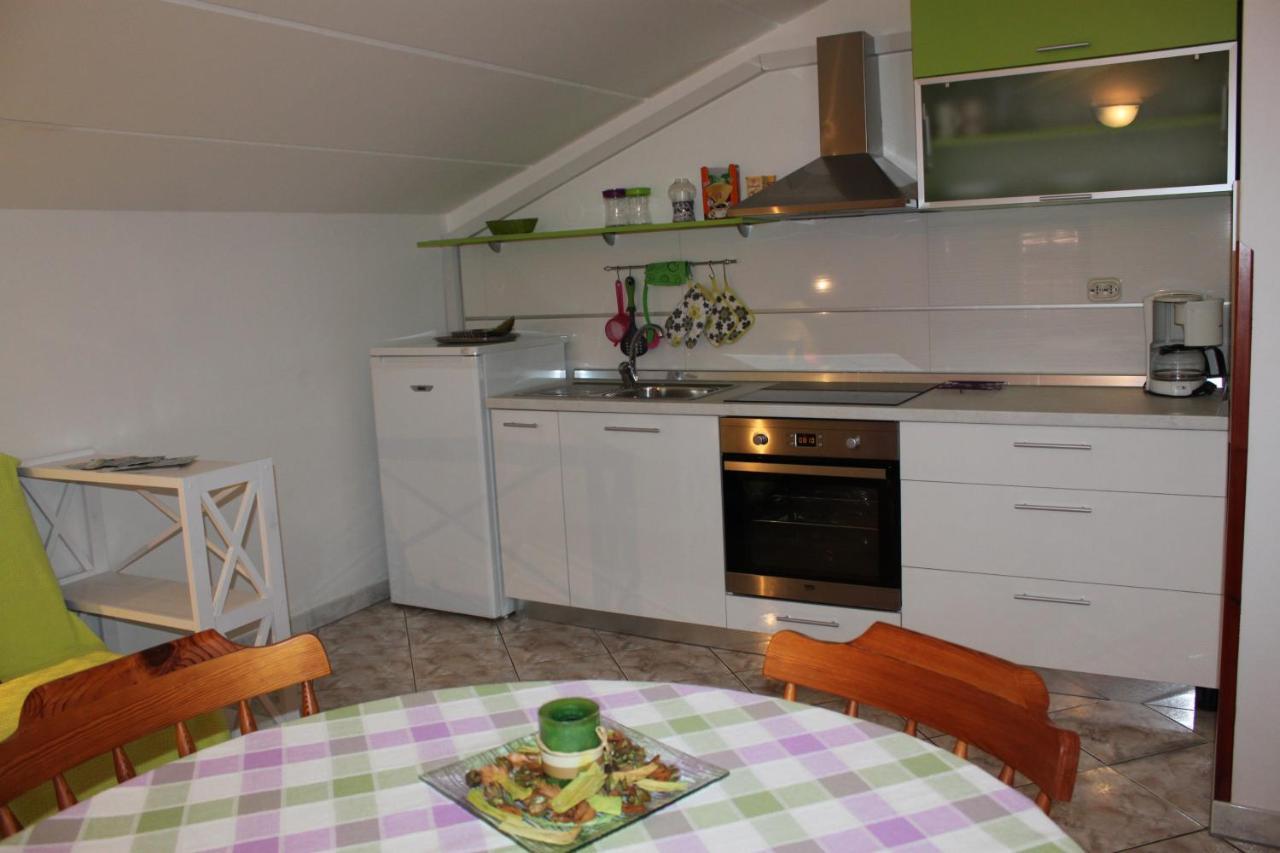 Haus Milan AP3 Apartment Fazana Bagian luar foto